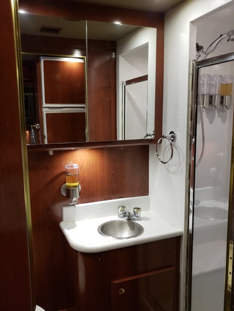 Washroom with Shower